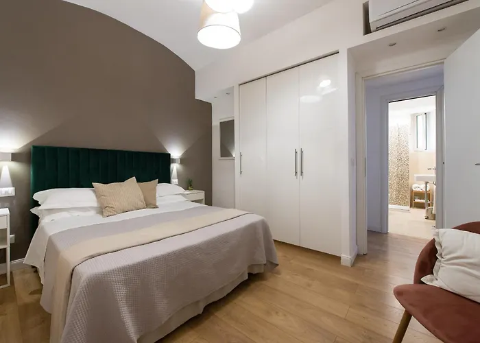 Maison Aurora * Roma